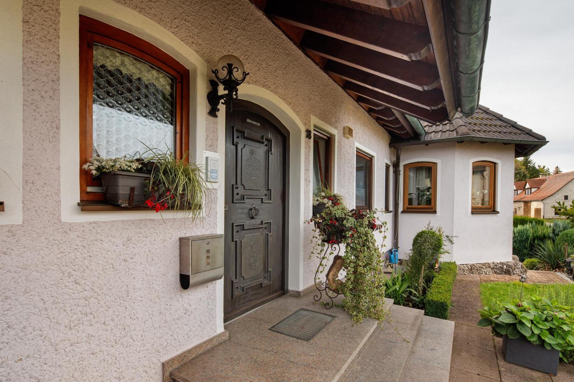 Ferienwohnung Fernsicht Zwiefalten Екстериор снимка